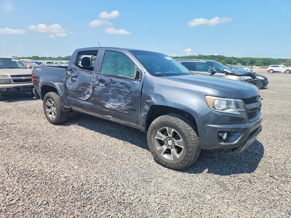 2017 CHEVROLET COLORADO Z71 4