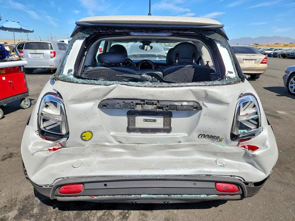 2024 MINI COOPER SE 6