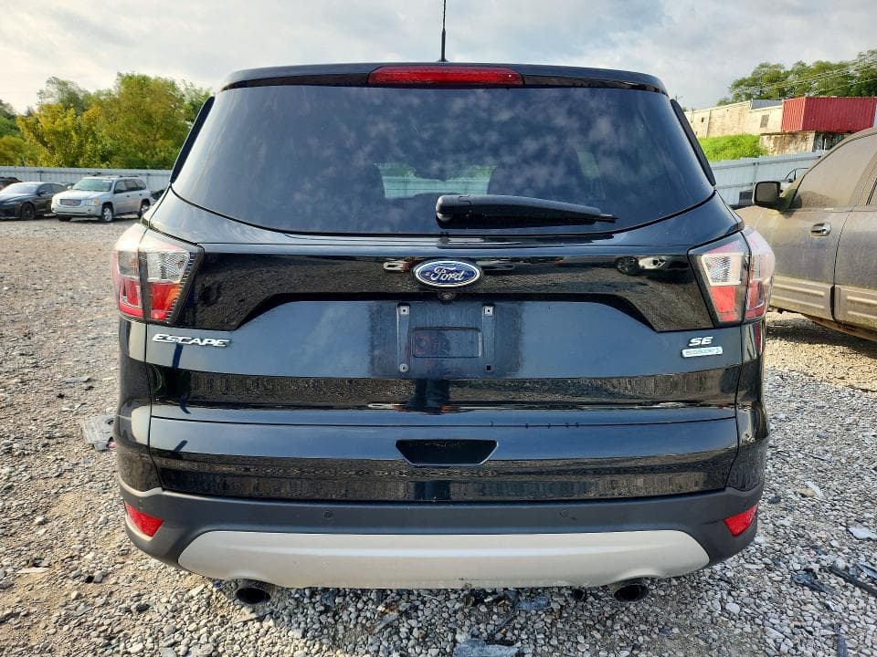 2017 FORD ESCAPE SE 6