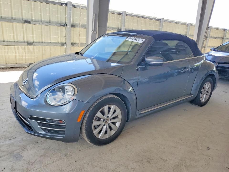 2018 VOLKSWAGEN BEETLE S - 1