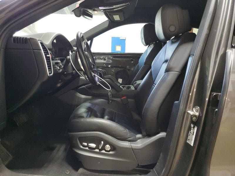 2020 PORSCHE CAYENNE E HYBRID COUPE 7