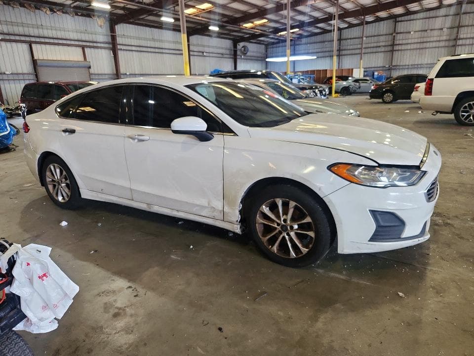 2019 FORD FUSION SE 4