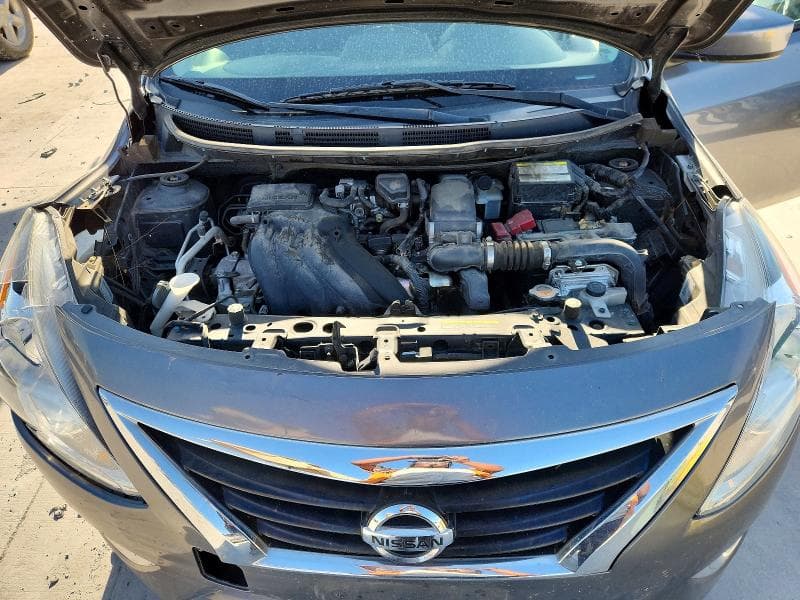 2019 NISSAN VERSA SV 11