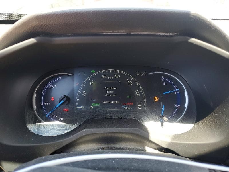 2020 TOYOTA RAV4 XSE 9