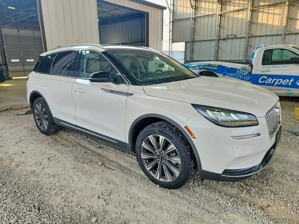 2021 LINCOLN CORSAIR RESERVE 4