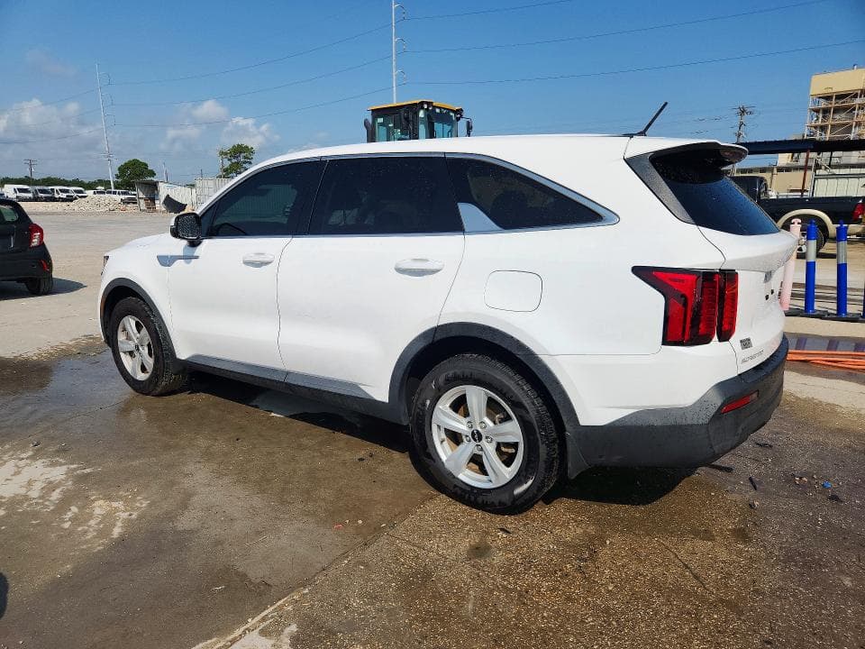 2023 KIA SORENTO LX 2