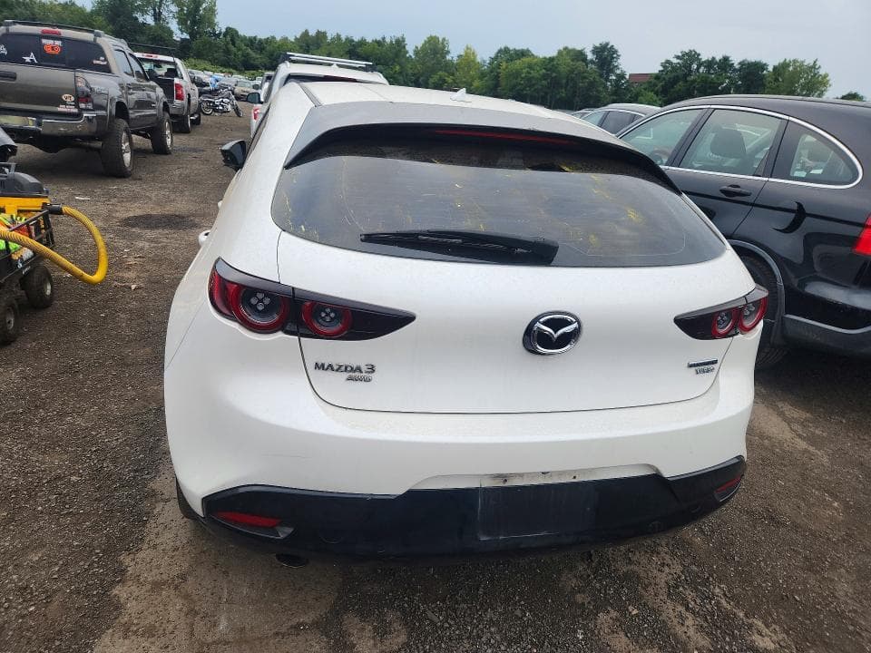 2021 MAZDA 3 6