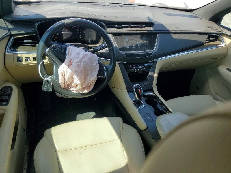 2019 CADILLAC XT5 8