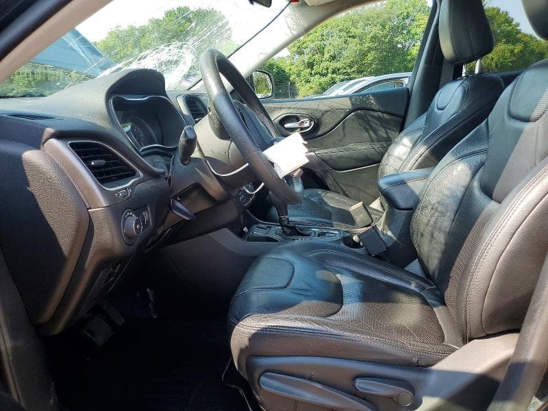 2019 JEEP CHEROKEE LATITUDE 7