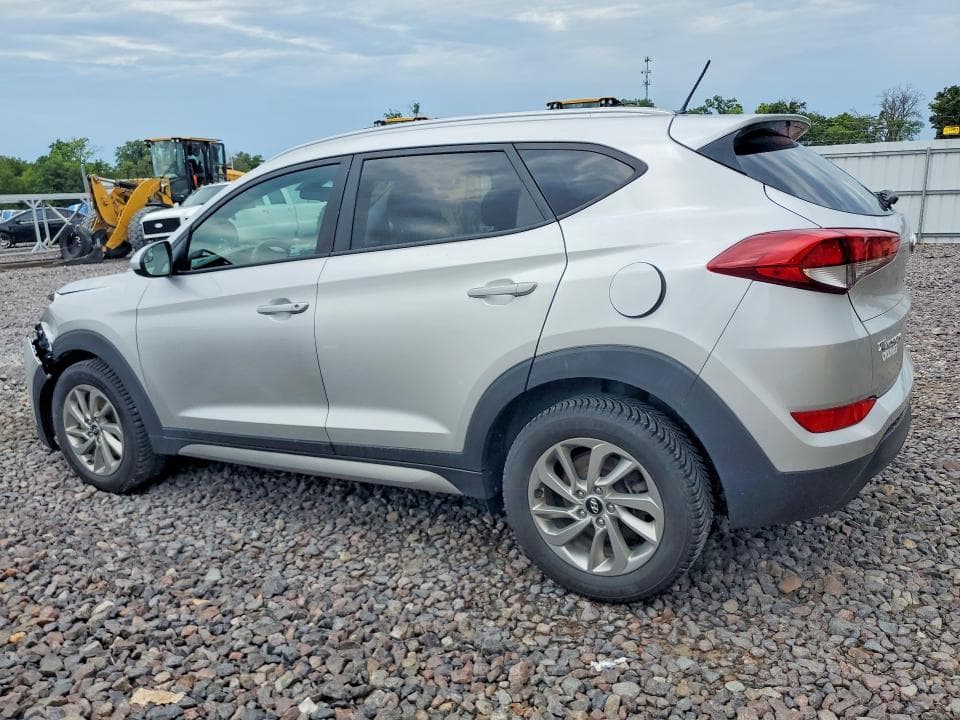 2017 HYUNDAI TUCSON SE 2