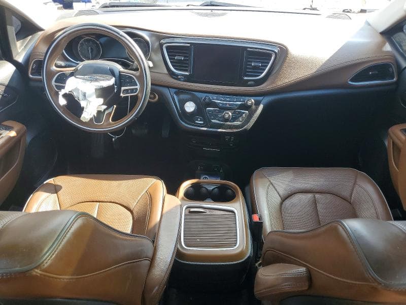 2017 CHRYSLER PACIFICA LIMITED 8