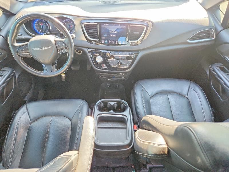 2020 CHRYSLER PACIFICA TOURING L 8