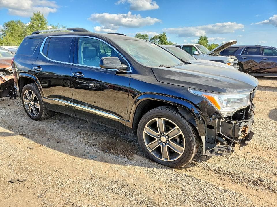2017 GMC ACADIA DENALI 4