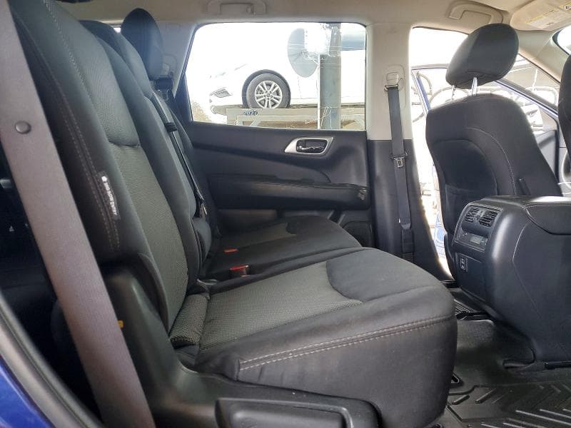 2018 NISSAN PATHFINDER S 11