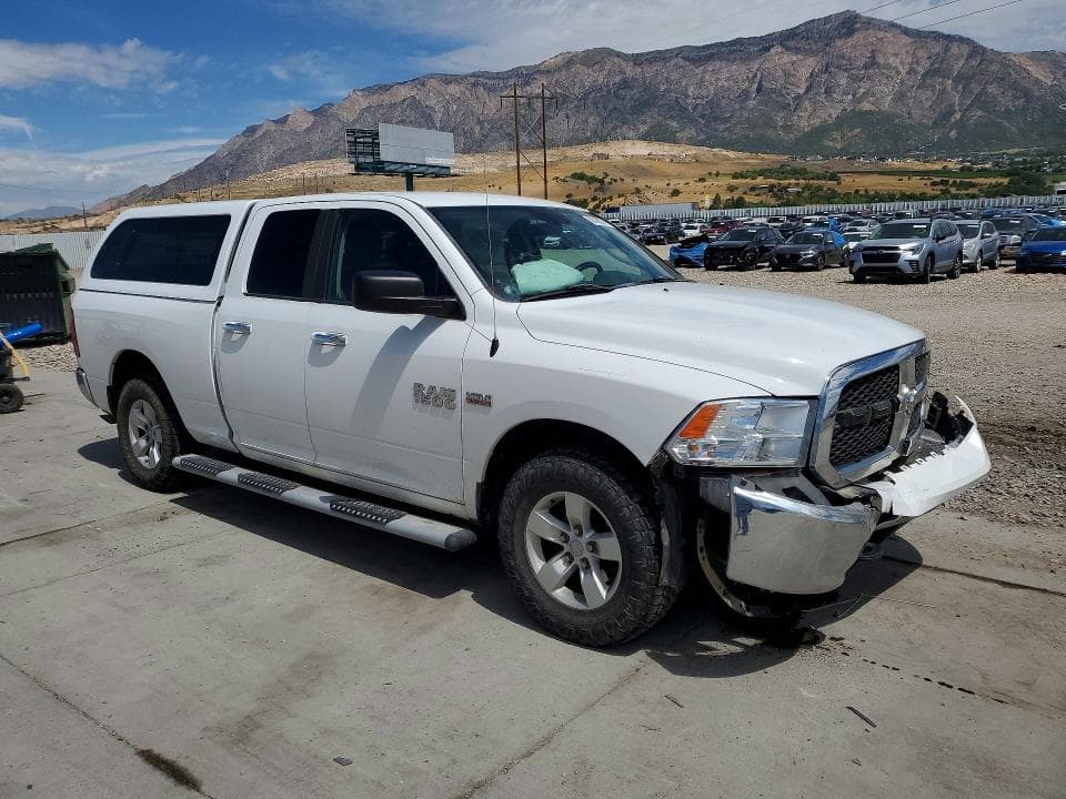 2017 RAM 1500 SLT 4