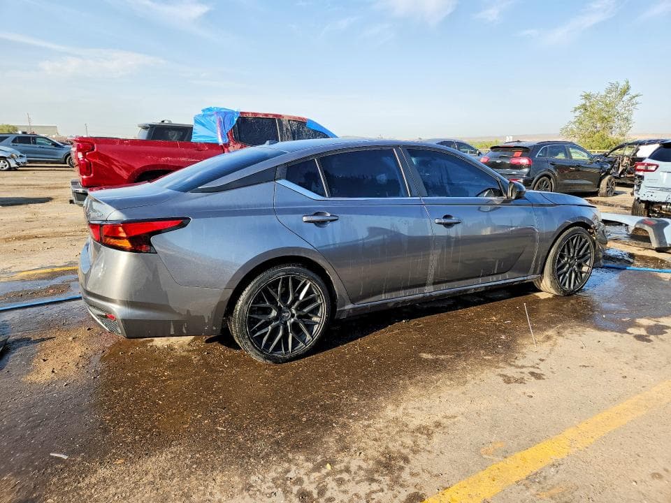 2019 NISSAN ALTIMA SR 3