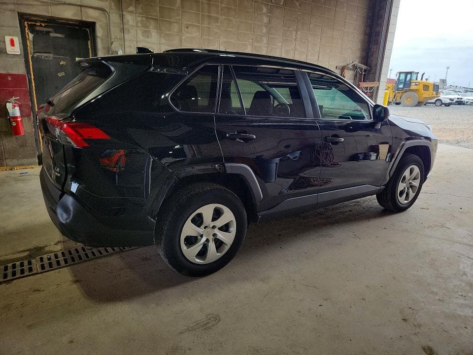 2019 TOYOTA RAV4 LE 3