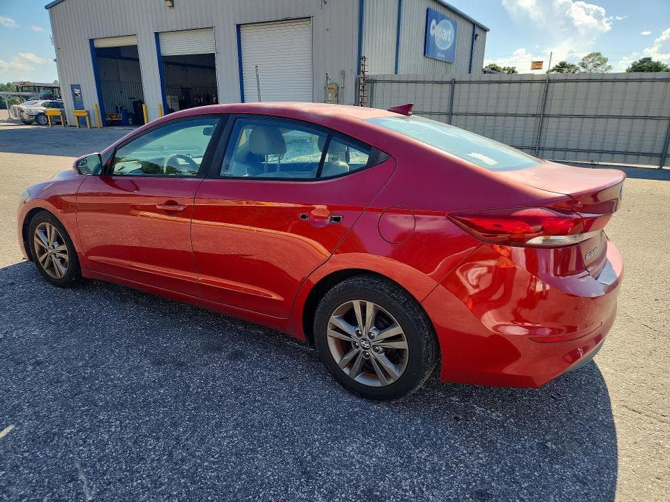 2017 HYUNDAI ELANTRA 2