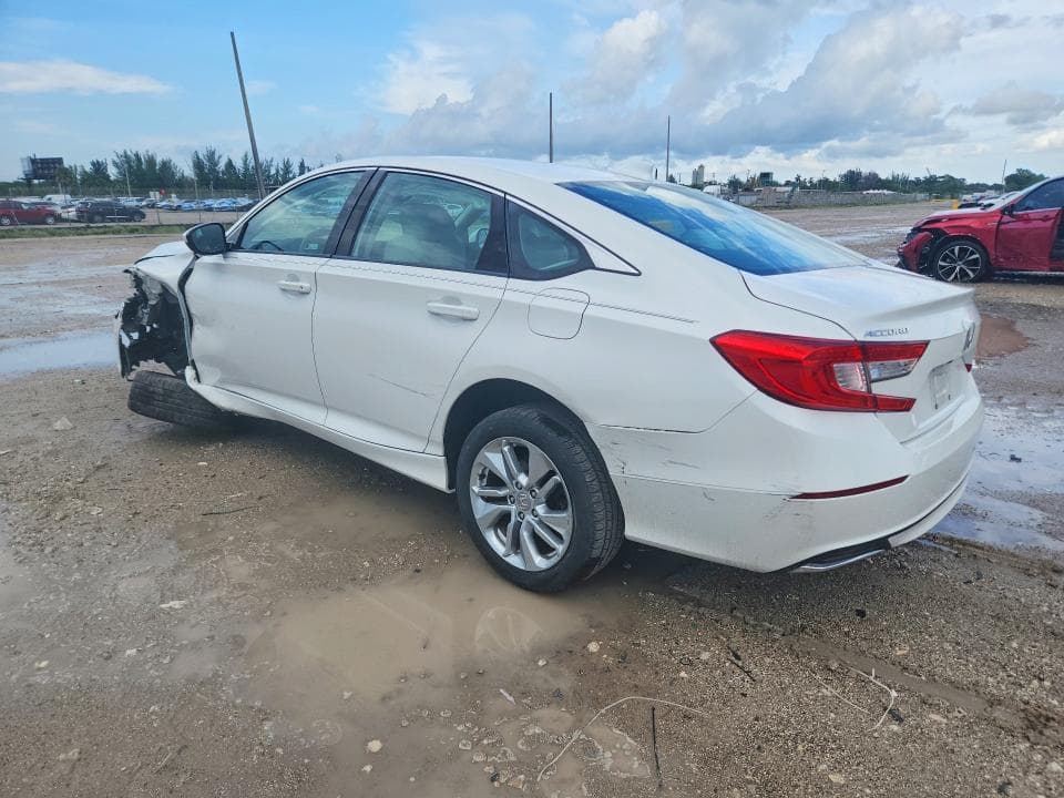 2018 HONDA ACCORD LX 2