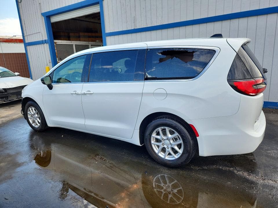 2025 CHRYSLER PACIFICA SELECT 2