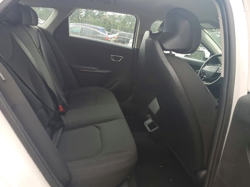 2026 KIA K4 LXS 10
