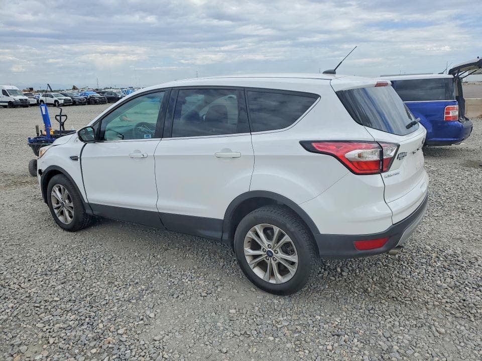 2017 FORD ESCAPE SE 2