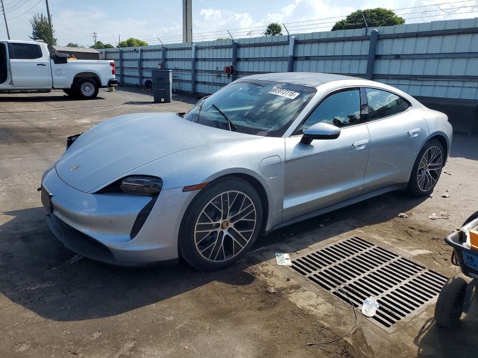 2021 PORSCHE TAYCAN - 1