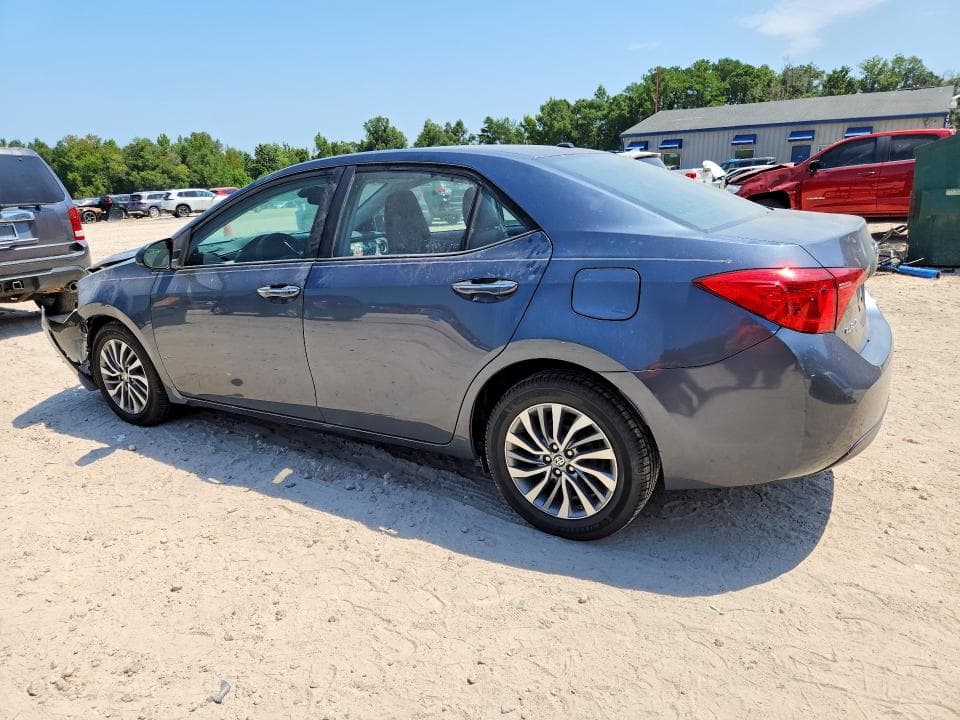 2017 TOYOTA COROLLA XLE 2
