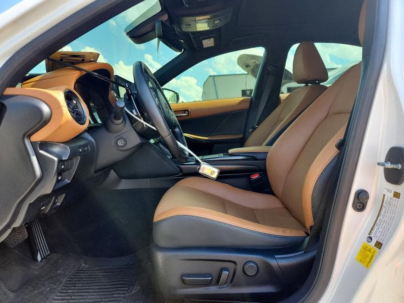 2023 LEXUS IS 300 7