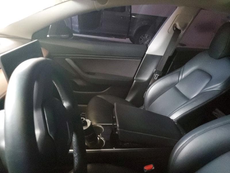 2018 TESLA MODEL 3 9