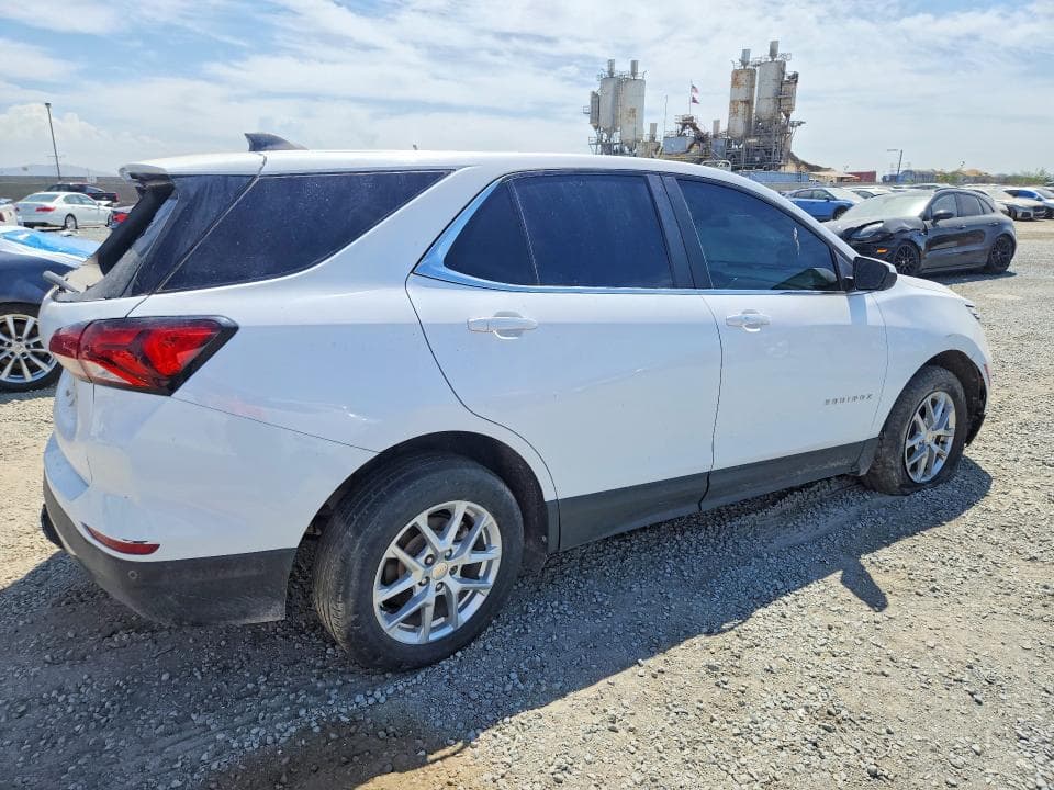 2023 CHEVROLET EQUINOX LT 3
