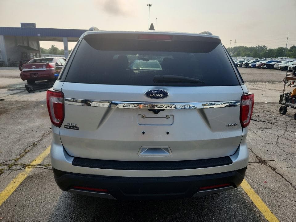 2019 FORD EXPLORER XLT 6