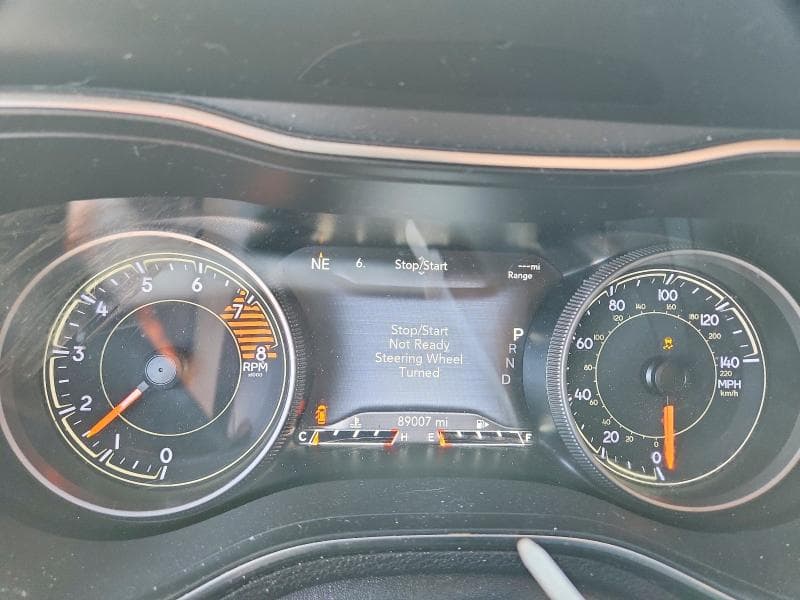 2019 JEEP CHEROKEE OVERLAND 9