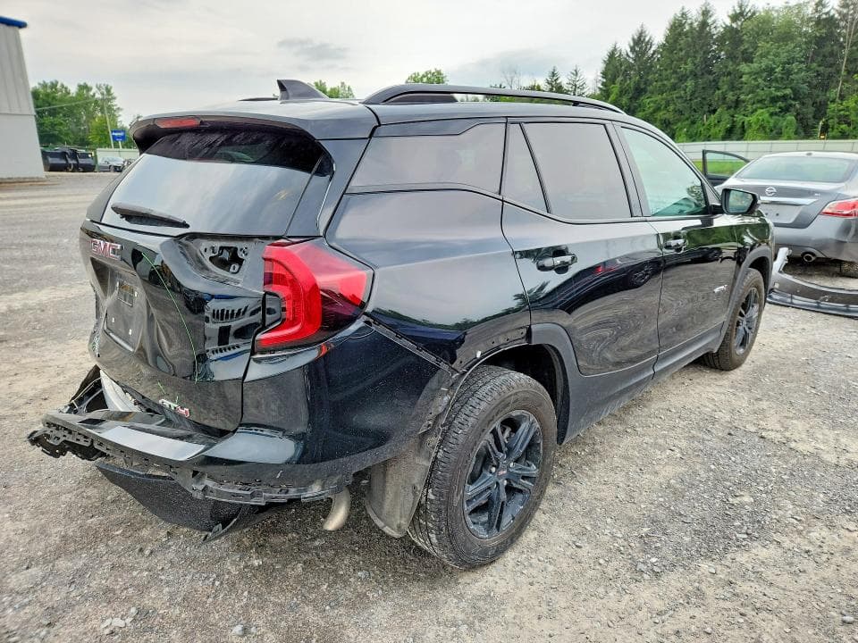 2023 GMC TERRAIN AT4 3