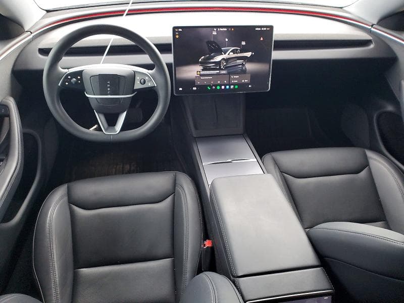 2025 TESLA MODEL 3 8