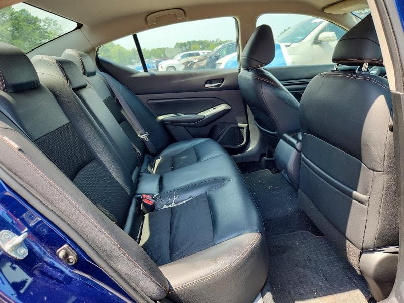 2019 NISSAN ALTIMA SR 10
