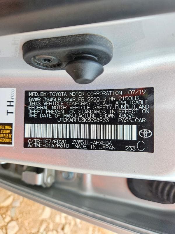 2019 TOYOTA PRIUS LE 13