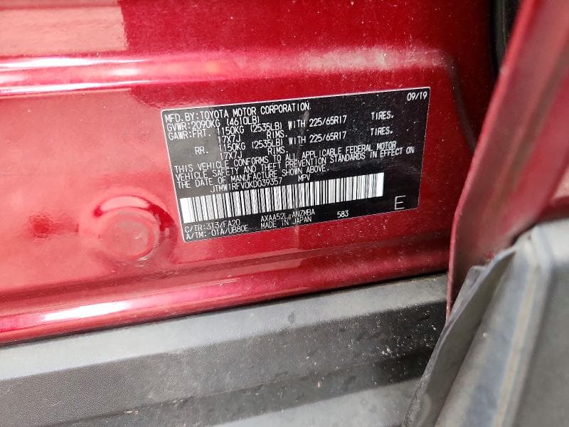 2019 TOYOTA RAV4 XLE 12