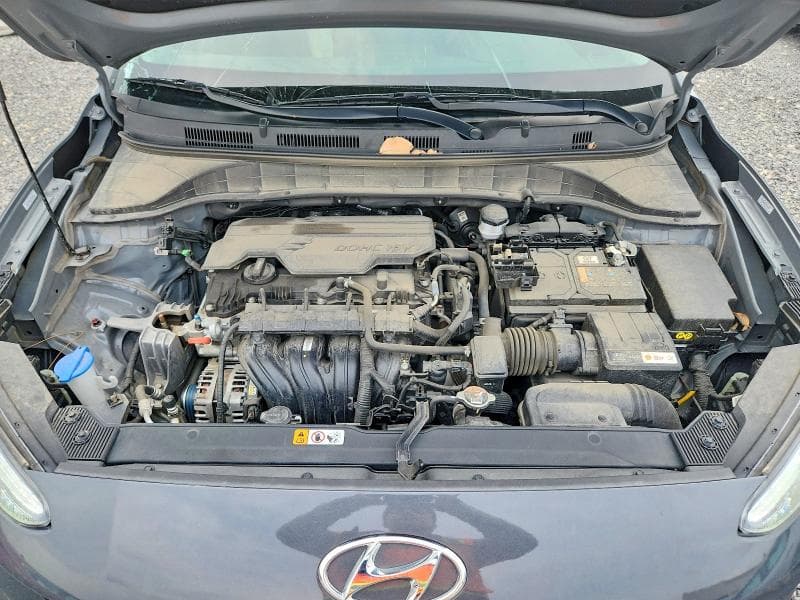 2023 HYUNDAI KONA SE 12