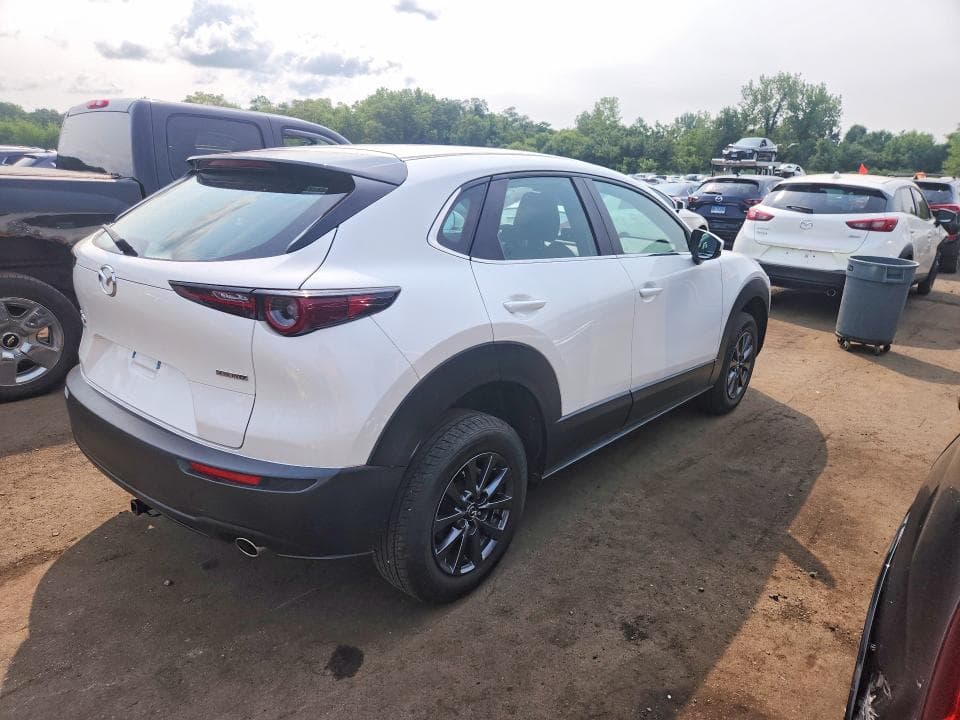 2023 MAZDA CX-30 3