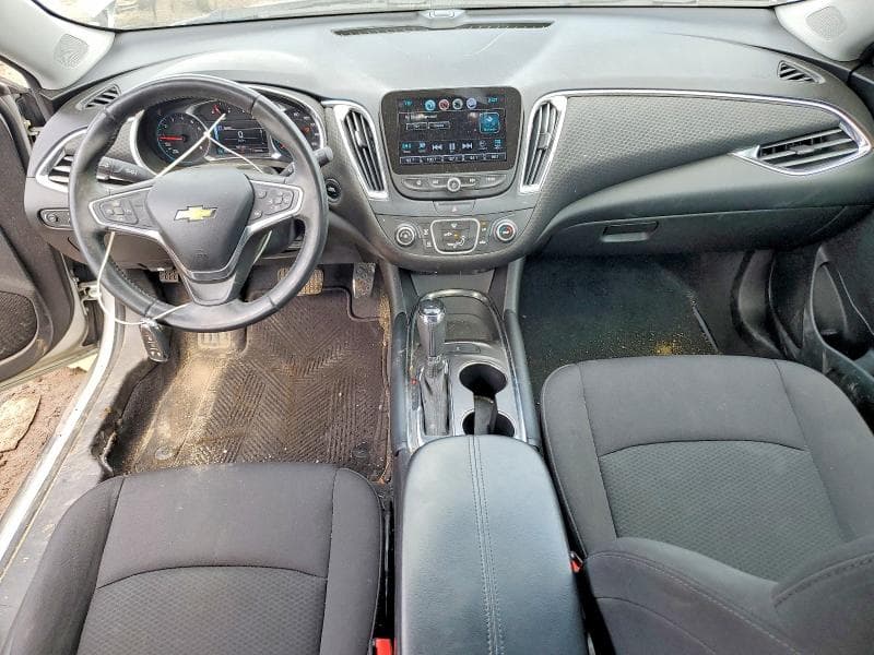 2017 CHEVROLET MALIBU LT 8