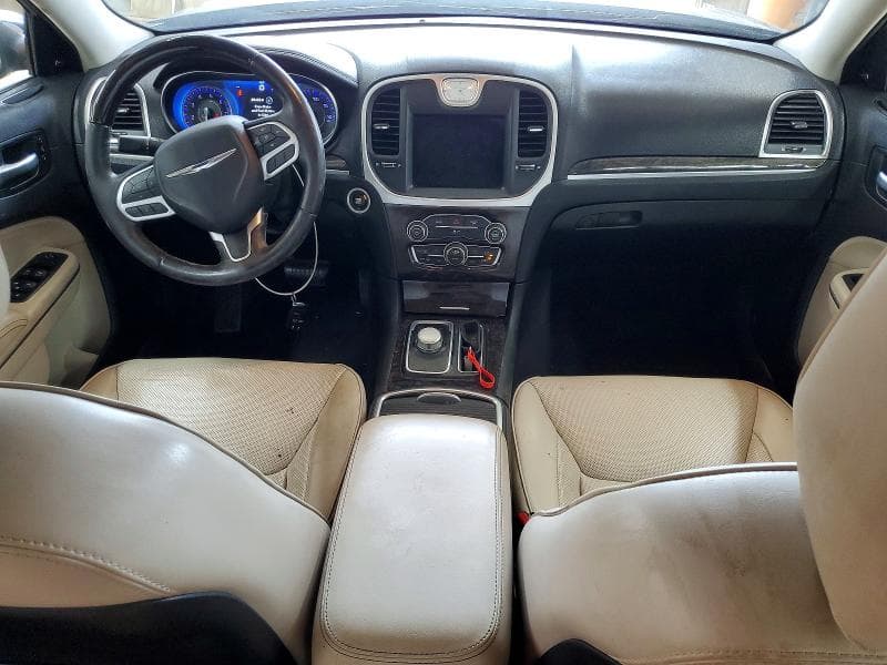 2019 CHRYSLER 300 LIMITED 8