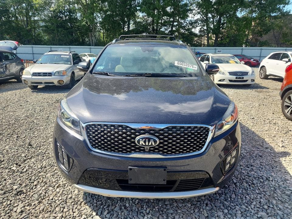 2017 KIA SORENTO SX LIMITED V6 5