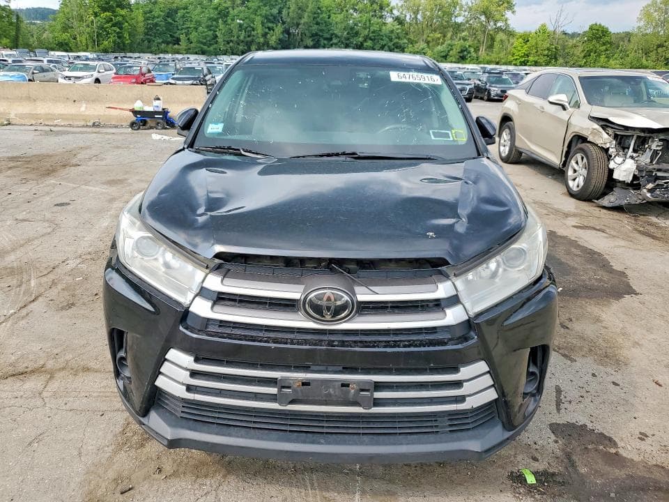2019 TOYOTA HIGHLANDER LE 5