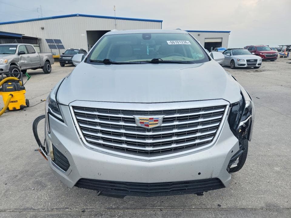2017 CADILLAC XT5 PLATINUM 5