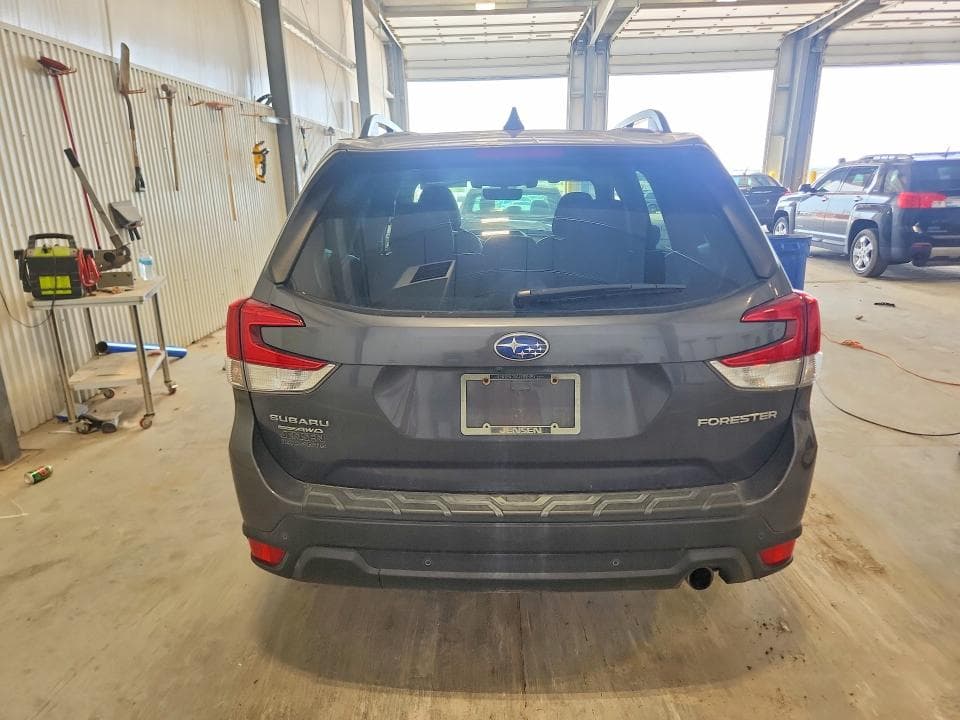 2021 SUBARU FORESTER LIMITED 6