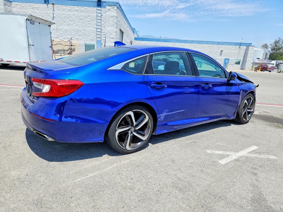 2018 HONDA ACCORD SPORT 3