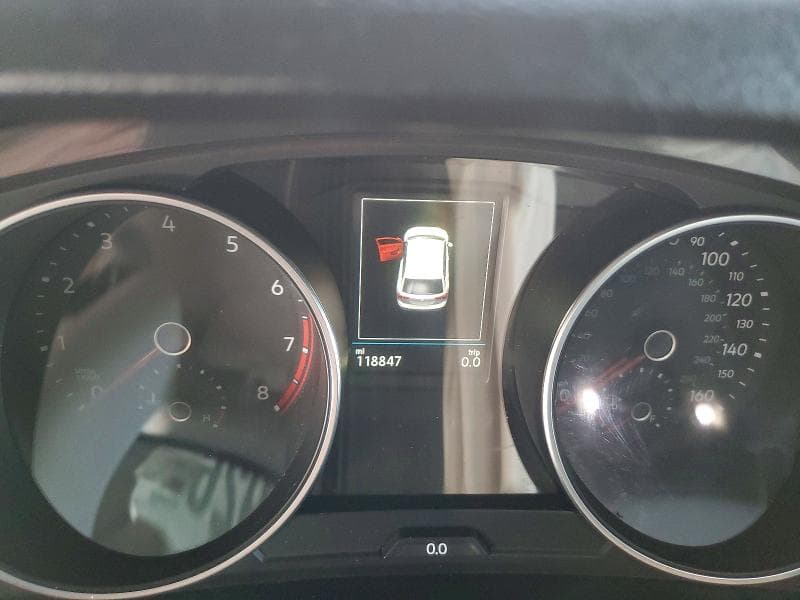 2018 VOLKSWAGEN TIGUAN S 9