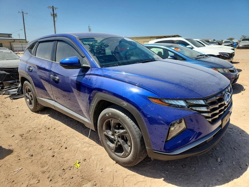 2023 HYUNDAI TUCSON SE 4