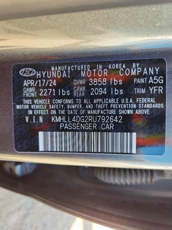 2024 HYUNDAI ELANTRA SE 12